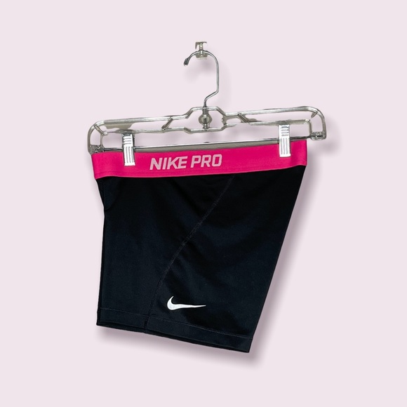 Nike Pants - Nike Pro Medium Spandex Short